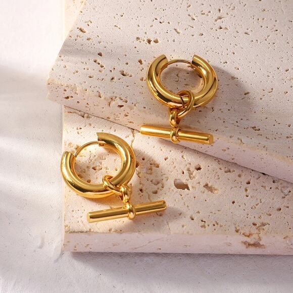 Trendy Chic‎ T Bar Hoop Earrings 18K Gold Plated Stainless Steel - Picture 4 of 7